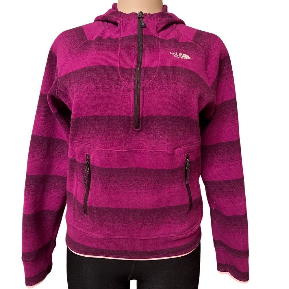 The North Face hooded Sweater